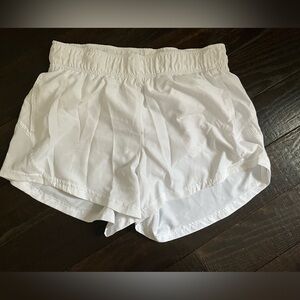 Viral sporty shorts, size medium (8-10), white B